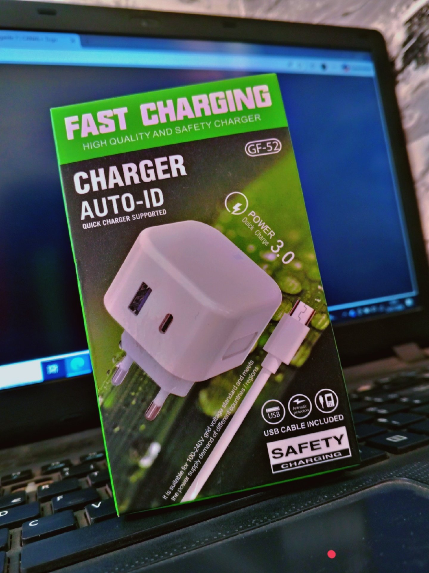 Vignette 3 : Les chargeurs de tout marques