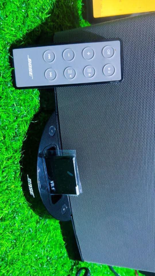 Vignette 3 : BOSE SOUNDOCK SERIE II