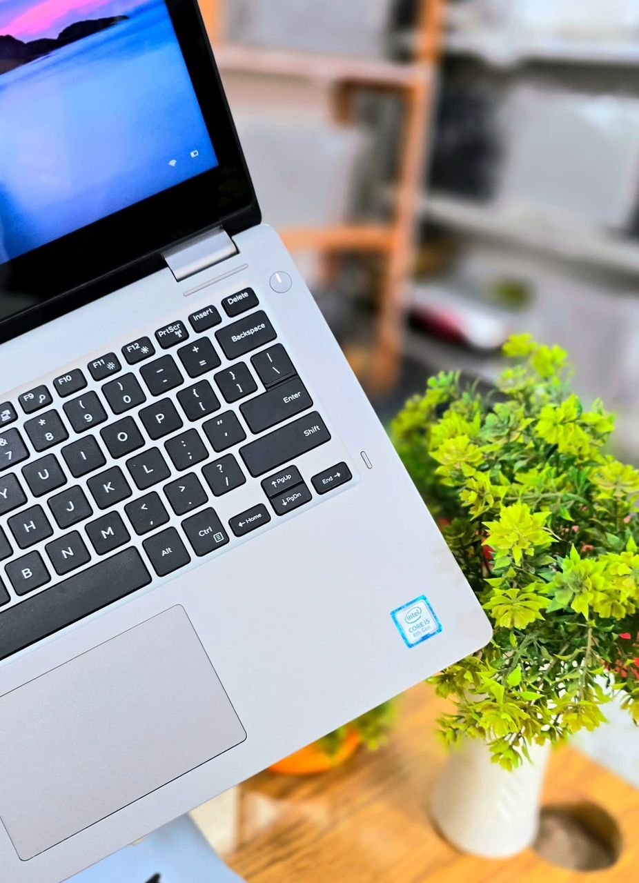 Vignette 5 : DELL LATITUDE 3310  2-in-1 core i5