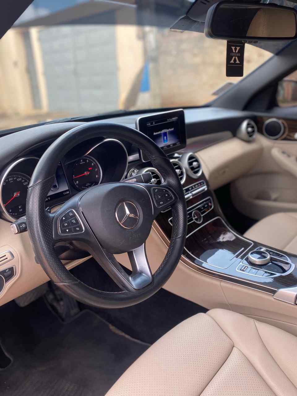 Vignette 6 : Mercedes Benz C350 hybride rechargeable